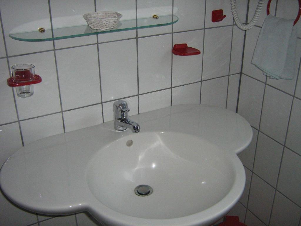 Gasthaus Laubacher Wald Laubach  Zimmer foto