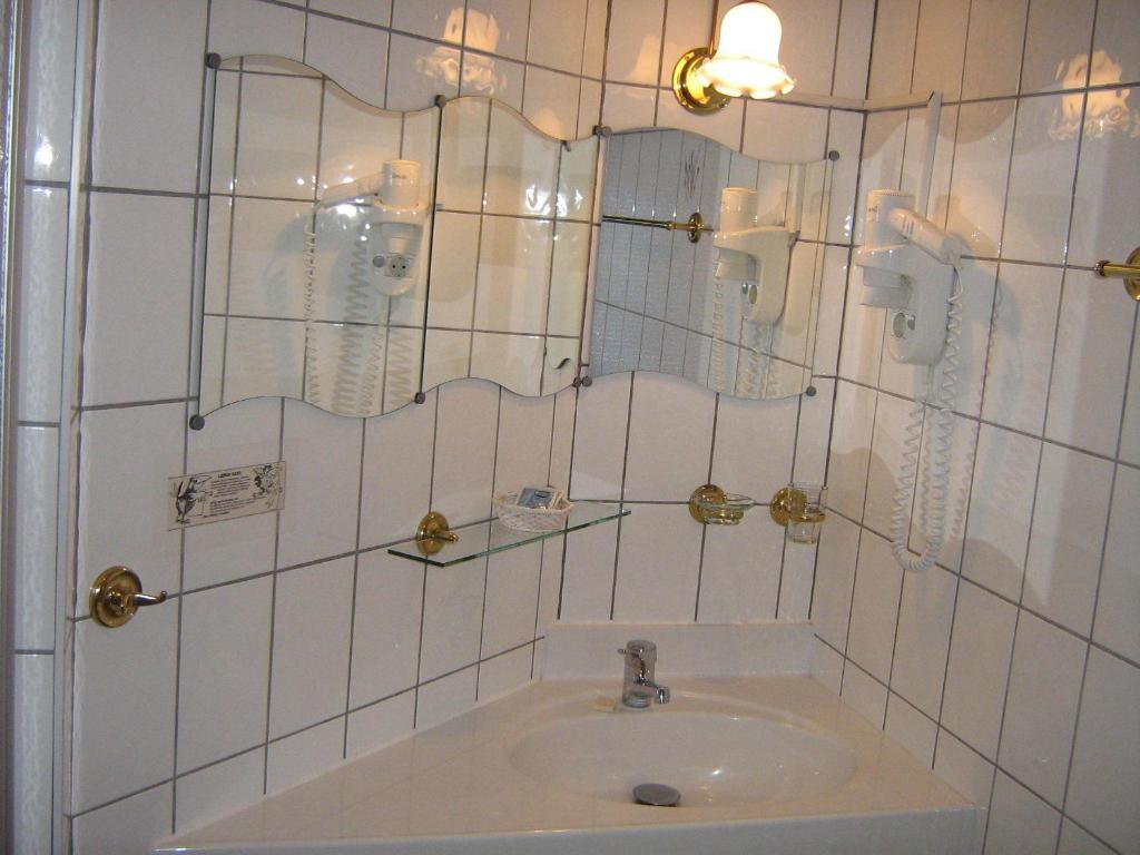 Gasthaus Laubacher Wald Laubach  Zimmer foto
